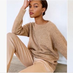 Aritzia Babaton Thurlow sweater
